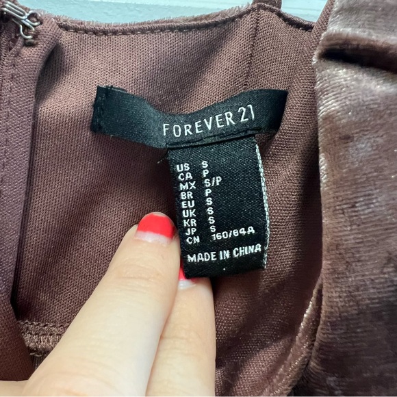 Forever 21 Velvet Mini Dress - Picture 4 of 8